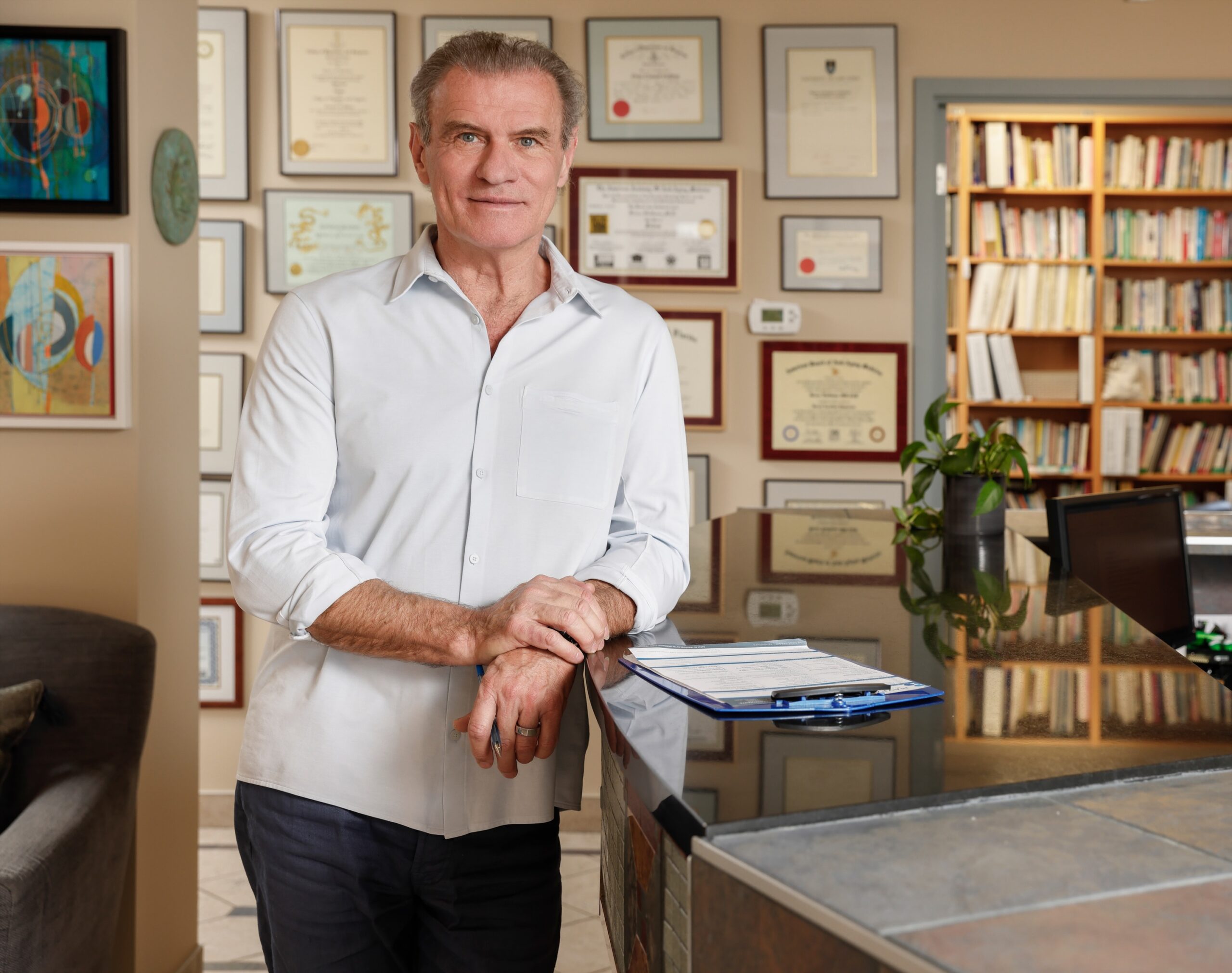 Dr. Bruce Hoffman, MD